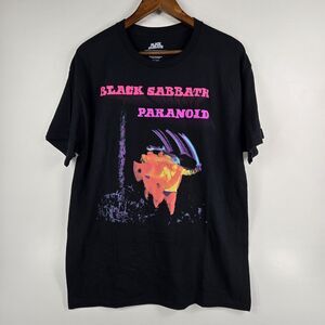 Black Sabbath Size Large Paranoid Black Short Sleeve T Shirt NWOT
